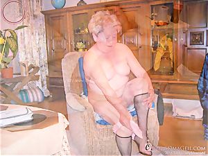 OmaGeiL images with nude grannies and Sextoys