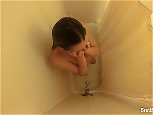 cool towheaded Brett Rossi takes a super-cute shower